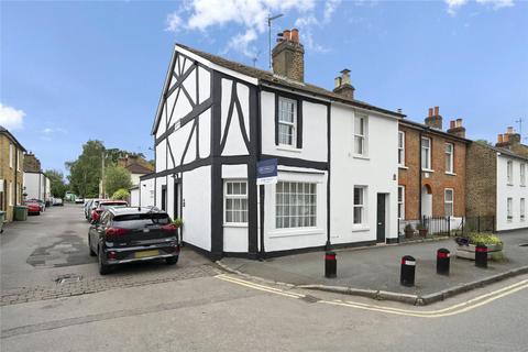 2 bedroom house to rent, Pantile Road, Weybridge, KT13
