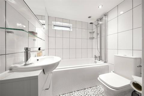 2 bedroom house to rent, Pantile Road, Weybridge, KT13