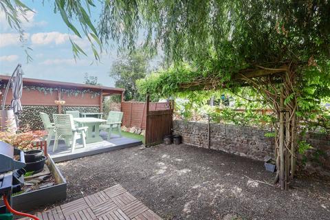 4 bedroom end of terrace house for sale, Princess Road, Ripon