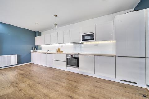 2 bedroom flat for sale, Cabanel Place, London SE11