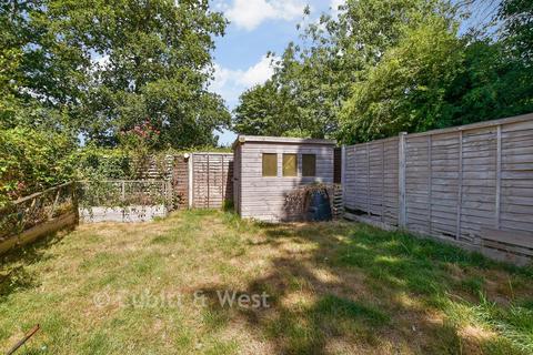 3 bedroom end of terrace house for sale, Dover Court, Cranleigh, Surrey