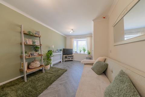 1 bedroom semi-detached bungalow for sale, Portershill Drive, Shirley B90