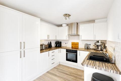 3 bedroom detached house to rent, Parkham Close, Westhoughton, BL5