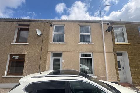 3 bedroom terraced house to rent, Arthur Street, Tredegar
