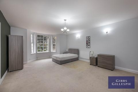 Studio to rent, Suffolk House Slough Road, Iver, Buckinghamshire, SL0