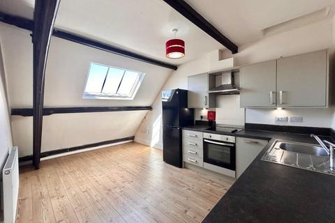 2 bedroom flat to rent, Holderness Road, Hull, HU9