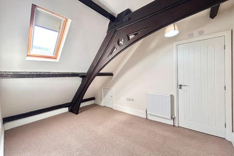 2 bedroom flat to rent, Holderness Road, Hull, HU9