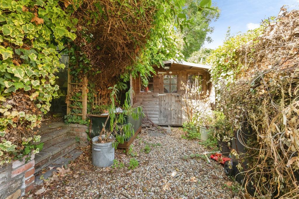 Courtyard, garden