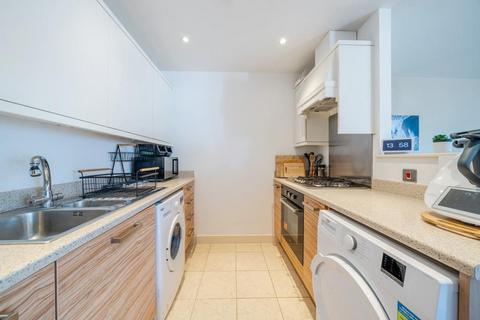 1 bedroom flat for sale, Dashwood Avenue, High Wycombe HP12
