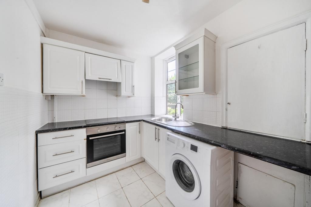 Apartment in London - View 4