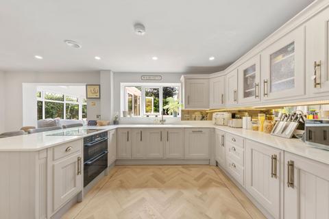 4 bedroom detached house for sale, Banastre Drive, Newton-Le-Willows, WA12