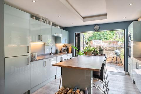 3 bedroom maisonette for sale, Montgomery Road, Chiswick, London, W4