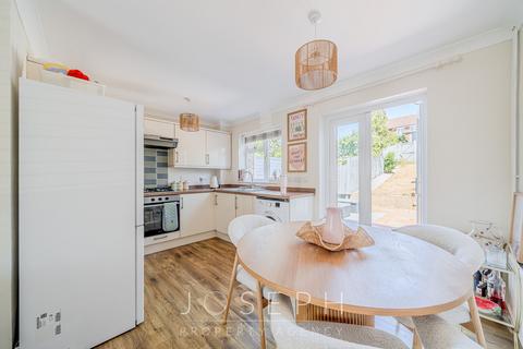2 bedroom terraced house to rent, Buttercup Close, Ipswich, IP8