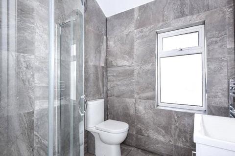 3 bedroom maisonette for sale, Vaughan Road, Harrow
