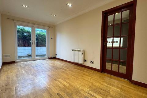 undefined, High Street, Highland IV10