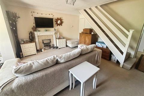 2 bedroom semi-detached house for sale, Scampton Close, Staffordshire WV6