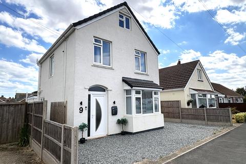 3 bedroom detached house for sale, Clarendon Road, Skegness, PE25 2EY