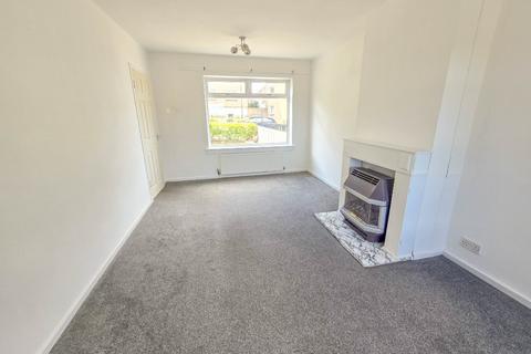 2 bedroom semi-detached house to rent, Dallas Drive, Kirkcaldy, KY2