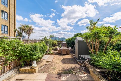 3 bedroom terraced house for sale, Storers Quay, London, E14