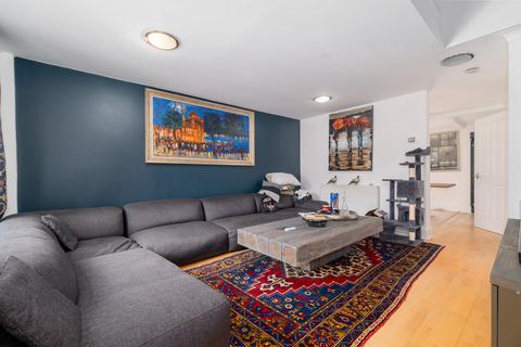 3 bedroom terraced house for sale, Storers Quay, London, E14