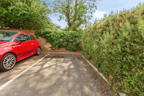 1 bedroom ground floor flat for sale, Hockliffe Road, Leighton Buzzard