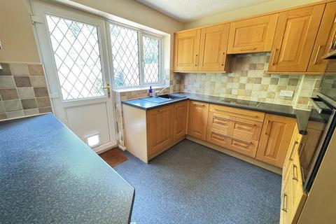 4 bedroom detached house for sale, Warwick Road, Rayleigh