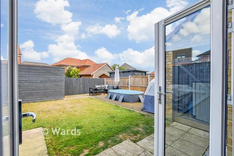 3 bedroom semi-detached house for sale, Lamplight Gardens, Canterbury CT3