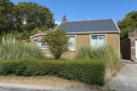3 bedroom detached bungalow to rent, Mynyddcerrig SA15
