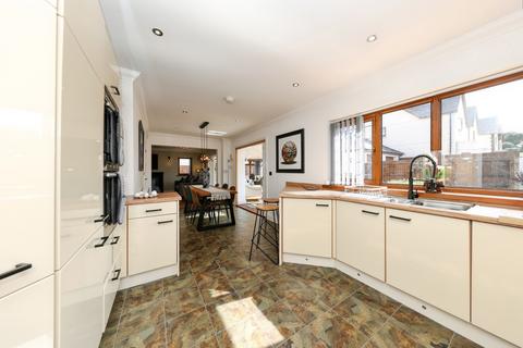4 bedroom detached house for sale, Parc Felindre, Kidwelly, Carmarthenshire, SA17