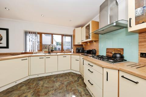 4 bedroom detached house for sale, Parc Felindre, Kidwelly, Carmarthenshire, SA17