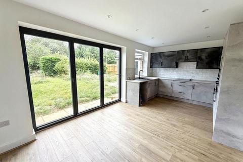 3 bedroom semi-detached bungalow for sale, Chesterton Avenue, Thornaby, Stockton-on-Tees, Durham, TS17 0BH