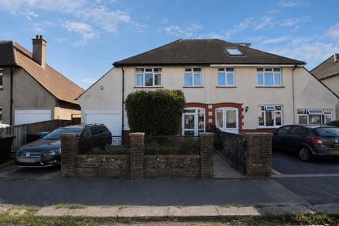 3 bedroom semi-detached house to rent, Highland Avenue, Bognor Regis, PO21