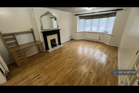 undefined, Wells Close, Kettering, NN15