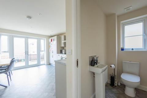 2 bedroom semi-detached house for sale, Brambling Avenue, Dewsbury