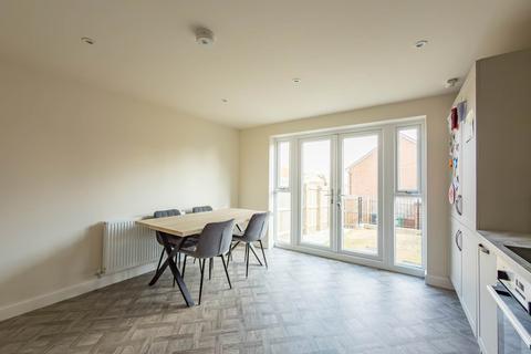 2 bedroom semi-detached house for sale, Brambling Avenue, Dewsbury
