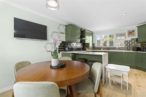 3 bedroom semi-detached house for sale, Berkley Avenue, Hailsham