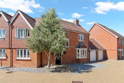 3 bedroom semi-detached house for sale, Berkley Avenue, Hailsham