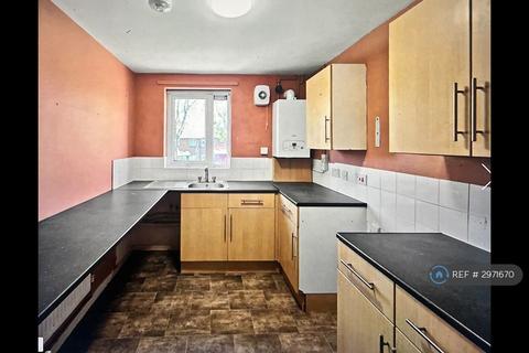 2 bedroom flat to rent, Ingol, Preston, PR2