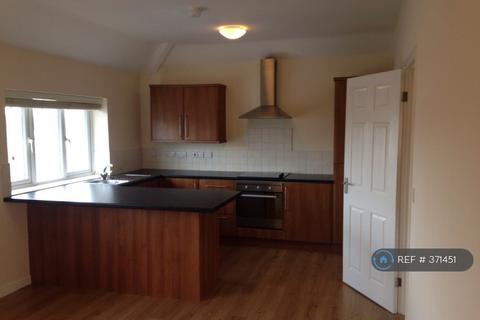2 bedroom flat to rent, New Road, Rubery, B45
