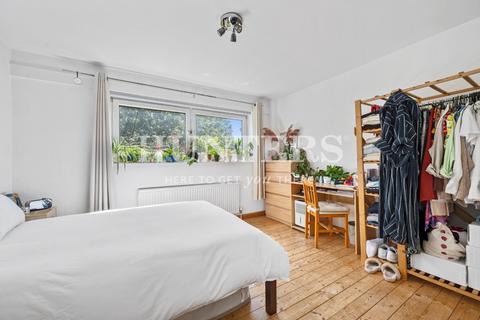 undefined, Ecclesbourne Road, London, N1