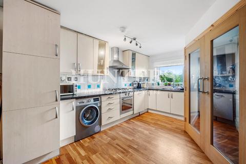 undefined, Ecclesbourne Road, London, N1