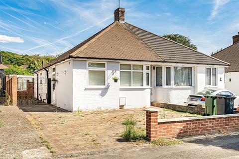 2 bedroom semi-detached bungalow for sale, Drysdale Avenue, North Chingford