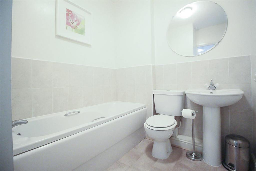 House in North Tyneside, Benton - View 5