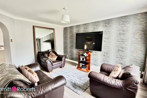 3 bedroom semi-detached house for sale, Tiverton Close, Houghton le Spring, Tyne and Wear, DH4 4XR