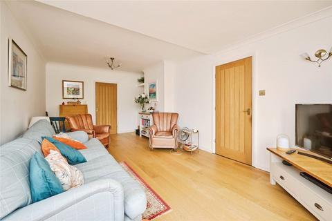 2 bedroom bungalow for sale, High Street, Girton, Cambridge, Cambridgeshire, CB3