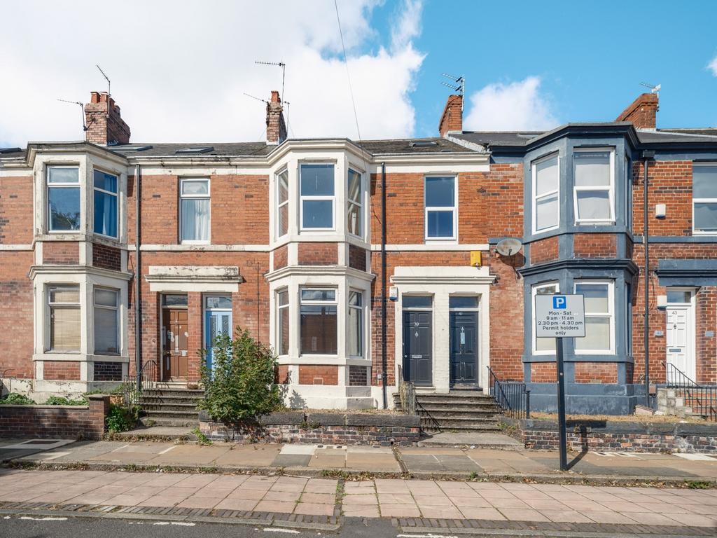 Apartment in Newcastle upon Tyne, Tyne and Wear - View 2