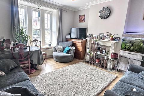 2 bedroom flat to rent, 24 Church Street, Old Town BN21