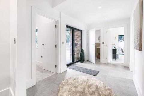 3 bedroom detached house to rent, Windmill Road, Pepperstock, LU1