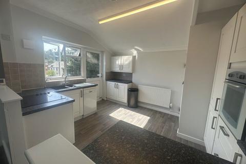 3 bedroom apartment to rent, MARYPORT STREET, USK, NP15 1AE