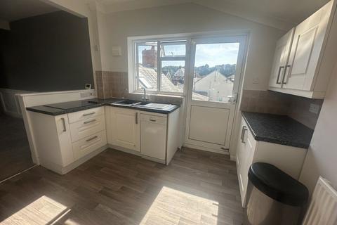 3 bedroom apartment to rent, MARYPORT STREET, USK, NP15 1AE
